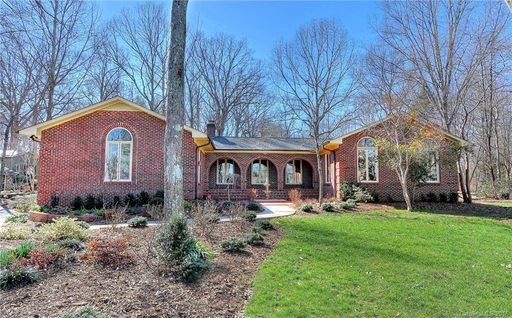 8523 Prince Valiant Drive sold home in Valhalla Farms, Marvin, NC