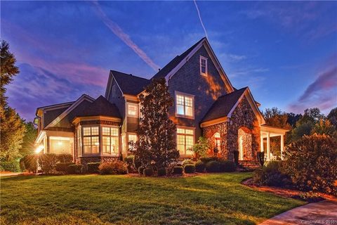 19511 Mary Ardrey Circle