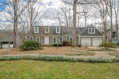 10301 Rocking Chair Road sold home in Hearthstone, Matthews, NC