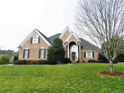 68 28th Avenue sold home in Moss Creek, Hickory, NC