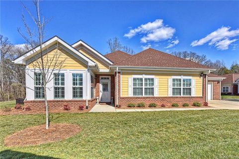 1994 Mckirkland Court 29a sold townhome in St Andrews, Matthews, NC