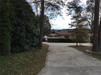 20520 Lagoona Drive