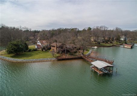 124 Island Lane
