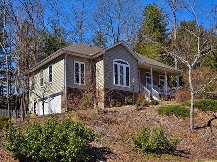 24 Terrapin Trail 8 & 9 sold home in Terrapin Hollow, Flat Rock, NC