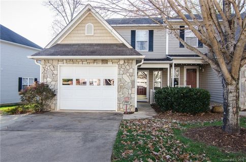 16 Willowick Drive