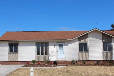 3249 Farm Lake Drive sold home in Parkview, Concord, NC
