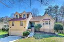 217 Coach Ridge Trail sold home in Matthews, SC