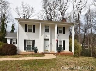 4000 Larkspur Lane