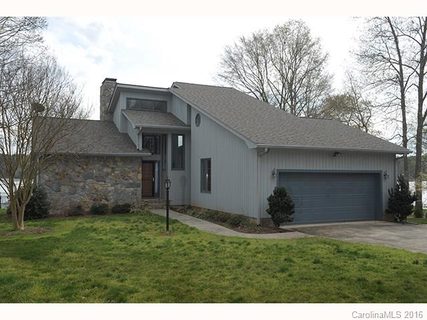 655 Pebble Point Road sold home in Pebble Point, Salisbury, NC