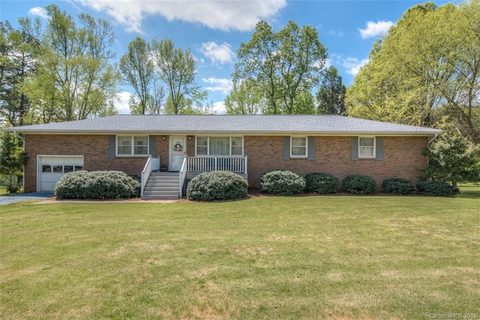 7046 Ridge Lane Road