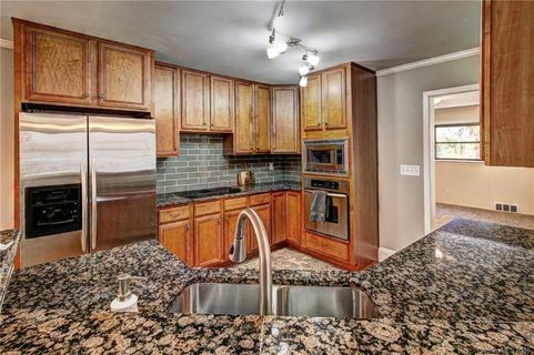 315 Neal Drive sold home in Charcon Heights, Charlotte, NC