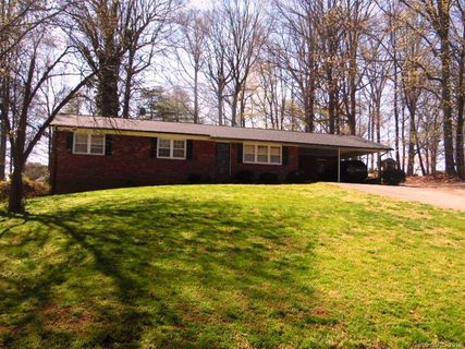 160 Robinhood Loop
