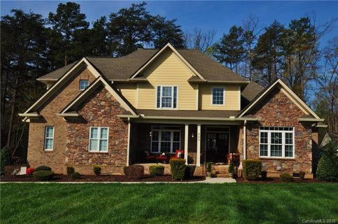 265 Woodstream Circle