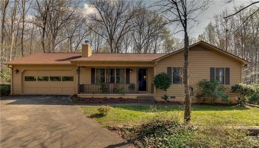 226 Beechwood Drive sold home in Beechwood, Columbus, NC