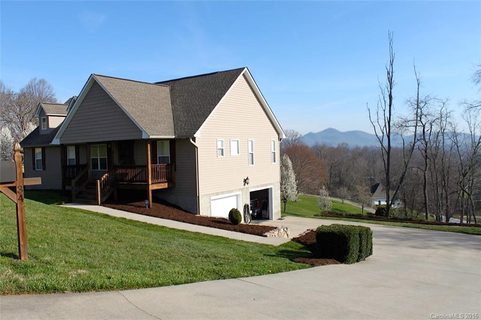 34 Deer Meadows Drive sold home in Morgan Farm, Candler, NC
