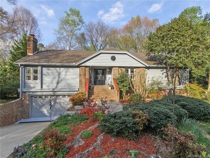 1008 Laurel Park Lane