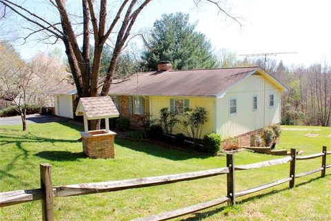 155 Amble Lane 4,5 sold home in Hodge Hill Acres, Fletcher, NC