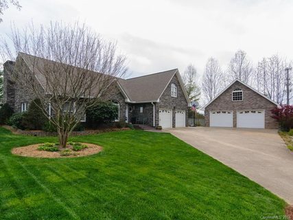1001 Windsor Drive 22