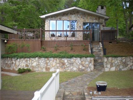 452 Pinehaven Drive 34 sold home in Pinehaven, Badin Lake, NC