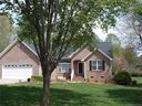 130 Harbor Landing Drive sold home in Mooresville, SC