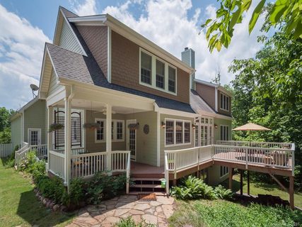 Previously sold for $1,060,000