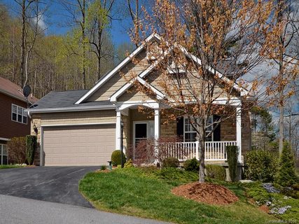 250 Shaws Creek Farm Road 34 sold condo in Shaws Creek Farm, Hendersonville, NC