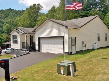 165 Pinellas Lane sold home in Fox Run Meadows, Waynesville, NC