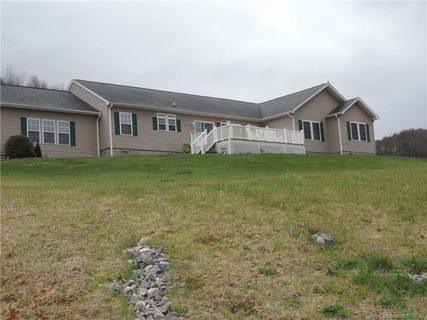 132 Sour Apple Lane