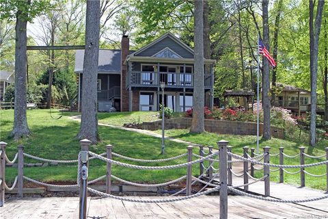 153 Seagrove Lane