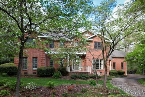 2649 Meredith Court