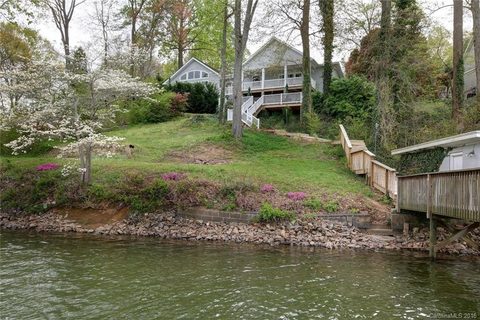 100 Island View Road