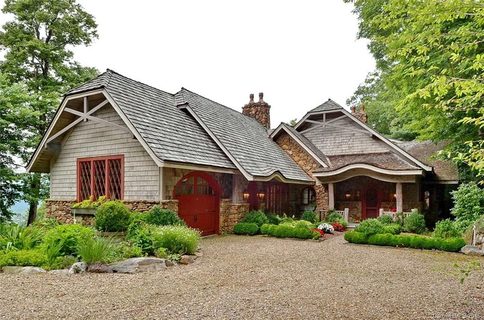 1795 Big Sheepcliff Road 28 sold home in Big Sheepcliff, Cashiers, NC