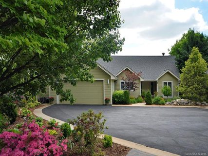 33 Lark Court sold home in Laurel Ridge, Waynesville, NC