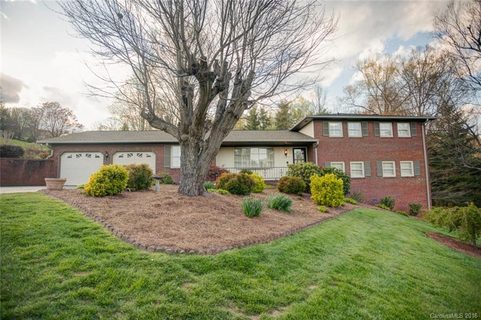 14 Nottingham Drive
