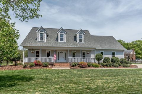 3000 Tradd Drive