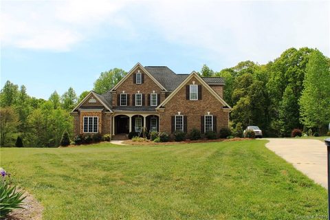 425 Wellington Estates Drive