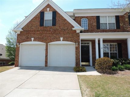 327 Falesco Lane sold home in Avington, Matthews, NC