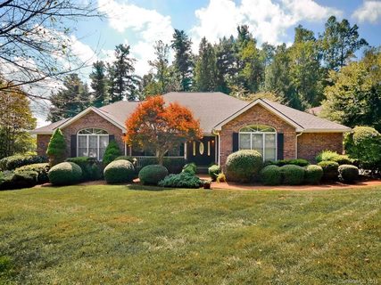 105 Cypress Point sold home in Sugar Hollow Farms, Hendersonville, NC