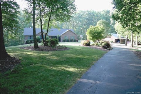7736 Old Post Road 13 sold home in Deer Track, Denver, NC