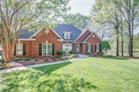 Previously sold for $860,000
