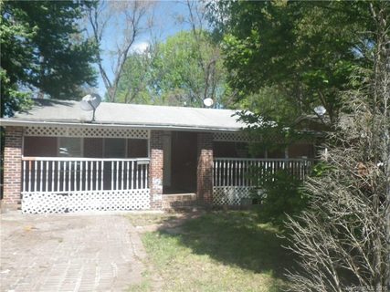 1705 Finchley Drive