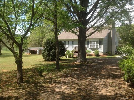310 Stewart Rock Road