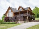 371 Parkview Drive sold home in Burnsville, SC