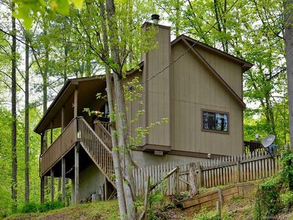 888 Rustic Heights Road sold home in White Oak Hills, Waynesville, NC
