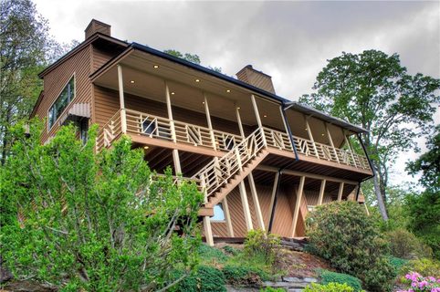 290 Tuckaway Road 10.11.12,71,73