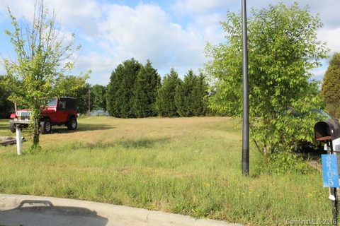 53 Poplar Glen Drive