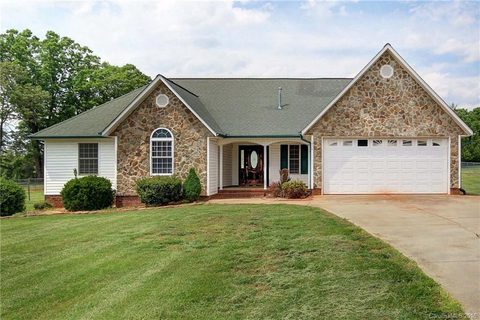 1370 Scotts Creek Road 5 sold home in Sterling Oaks, Statesville, NC