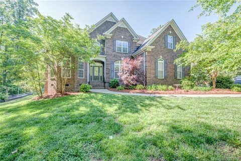 Previously sold for $390,000