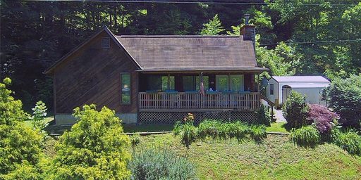49 Pretty View Lane sold home in Poplar Grove Estates, Waynesville, NC