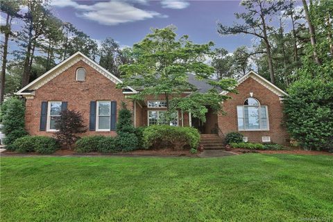 1123 Asheford Green Avenue